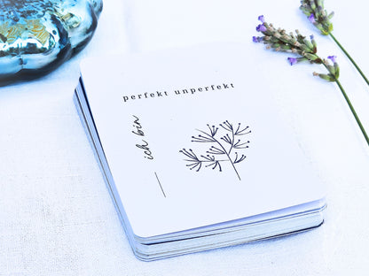 Feminine Affirmationskarten Erwachsene | Set 24 MotiveSet 24 Motive für Achtsamkeit, Selbstsicherheit, optional mit Beutel, Aufsteller | Mutmachkarten